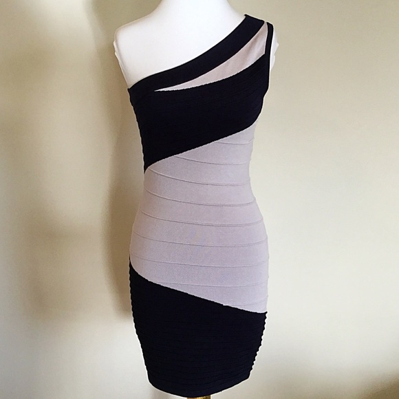 WOW couture Dresses & Skirts - Stunning One Shoulder Dress